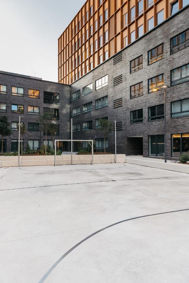 Pallars Student Accommodation: Spacious Studios for Barcelona Students Exterior photo