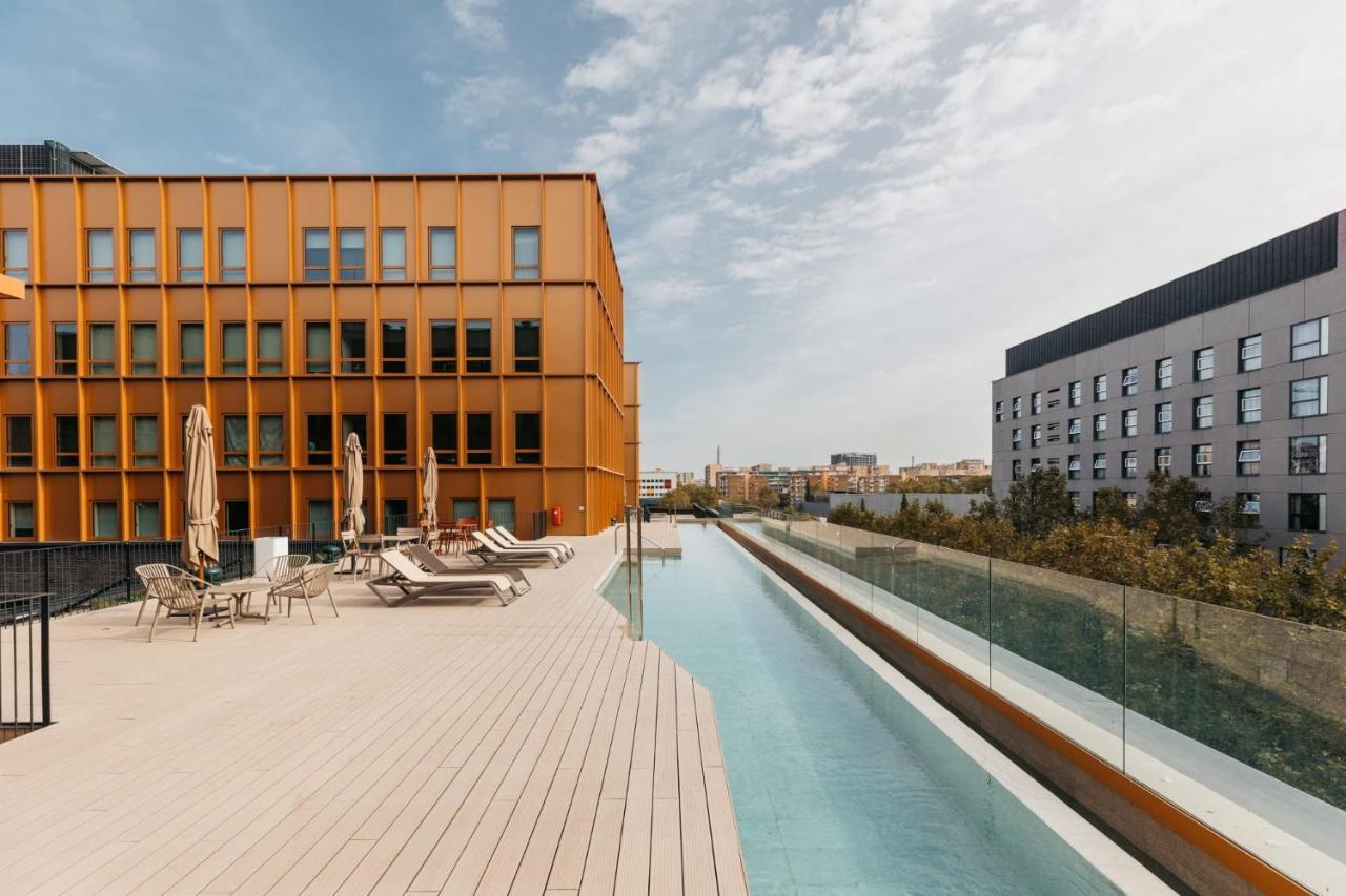 Pallars Student Accommodation: Spacious Studios for Barcelona Students Exterior photo