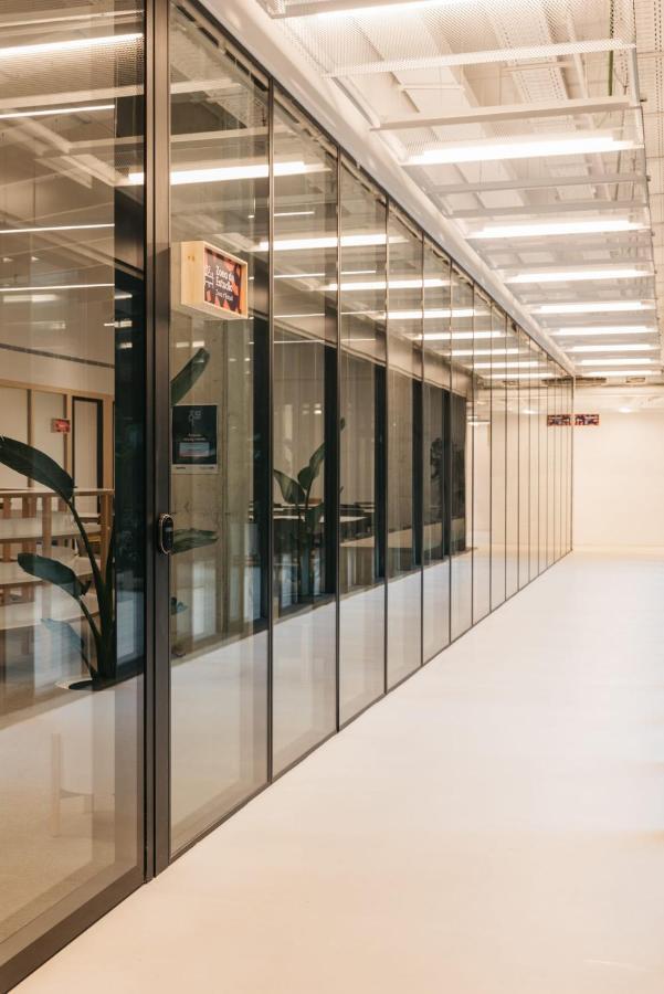 Pallars Student Accommodation: Spacious Studios for Barcelona Students Exterior photo