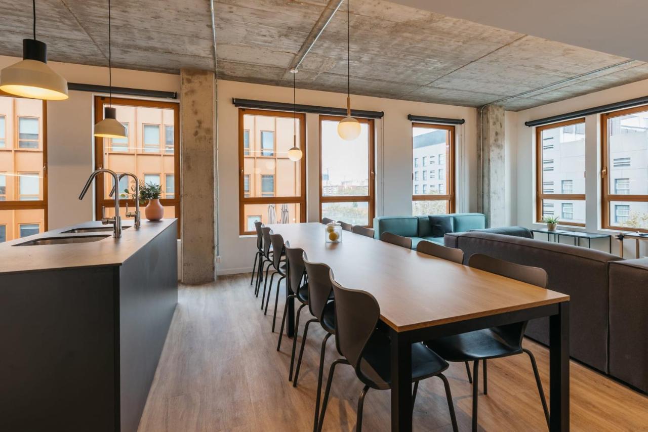 Pallars Student Accommodation: Spacious Studios for Barcelona Students Exterior photo